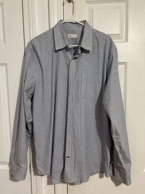 GAP Men's Light Blue Micro-Check Dress Shirt